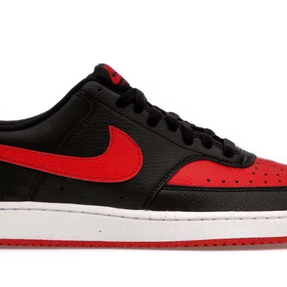 Nike Men's Black and Red Low-Top Sneakers